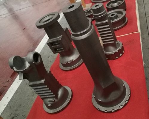 OEM-Dienstleistung Harz-Sandguss Düctil-Eisenteile Achsarm für Baumaschinen Teile