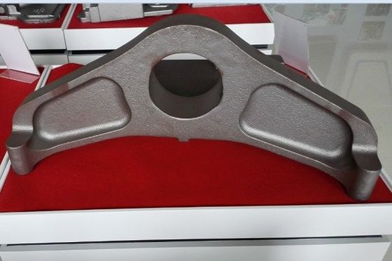 OEM-Sandguss-Eisen kundenspezifische bearbeitete Teile Link für Bau Maschinen Bahntransit