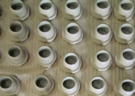 OEM Hochwertige Sandguss-Eisenkleinteile FC250 GG25 HT250 Material für Gabelstapler-Schiene